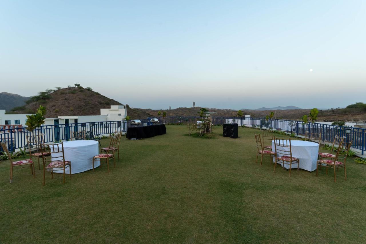 Ramee Royal Resort & Spa - Udaipur Exterior photo