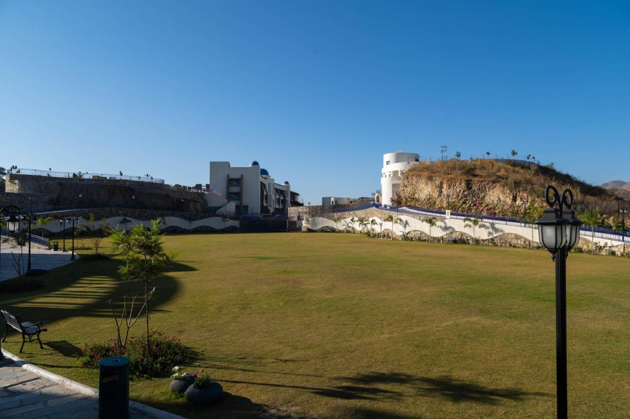 Ramee Royal Resort & Spa - Udaipur Exterior photo
