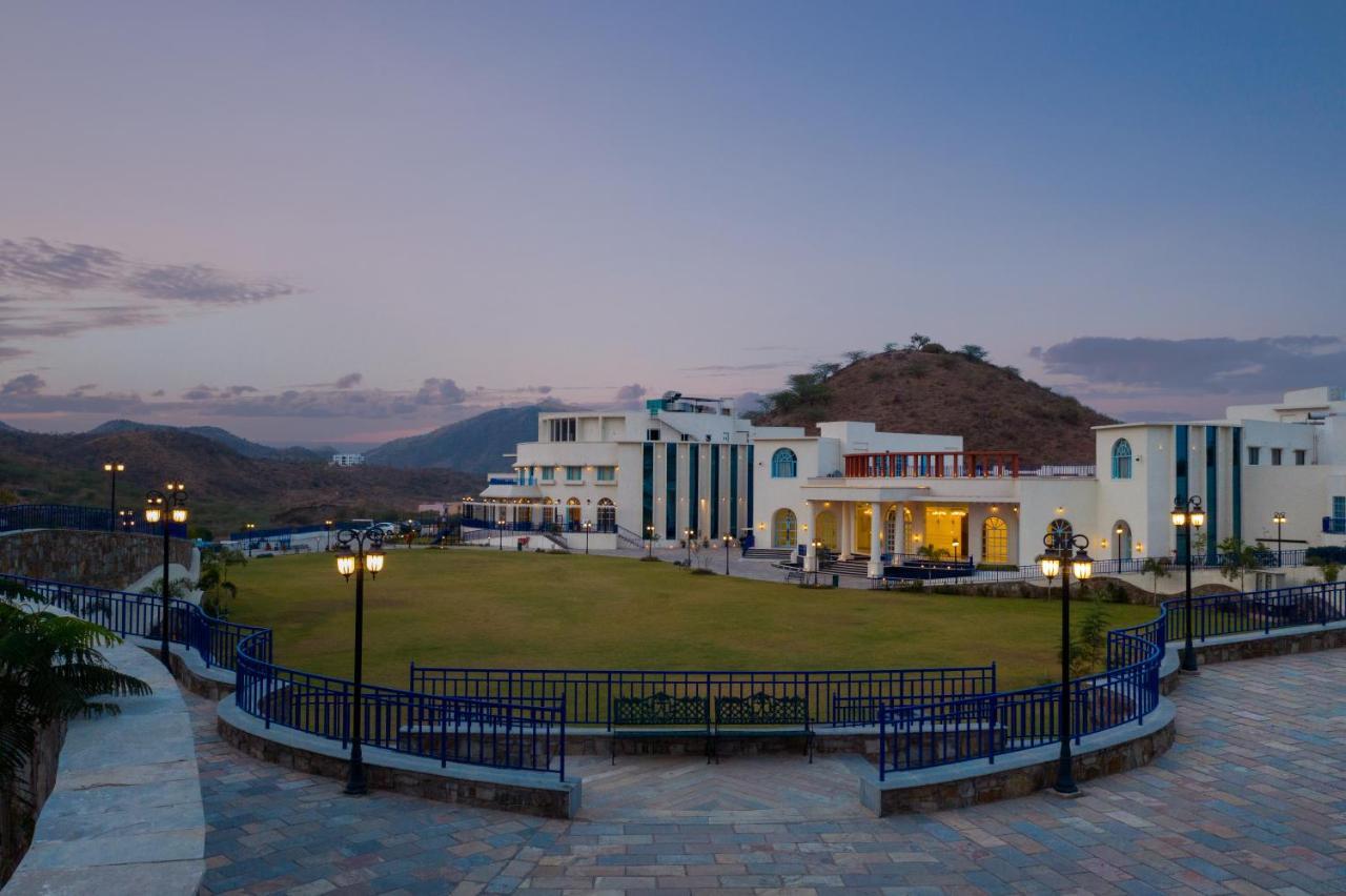 Ramee Royal Resort & Spa - Udaipur Exterior photo
