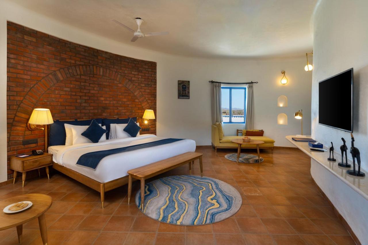 Ramee Royal Resort & Spa - Udaipur Exterior photo